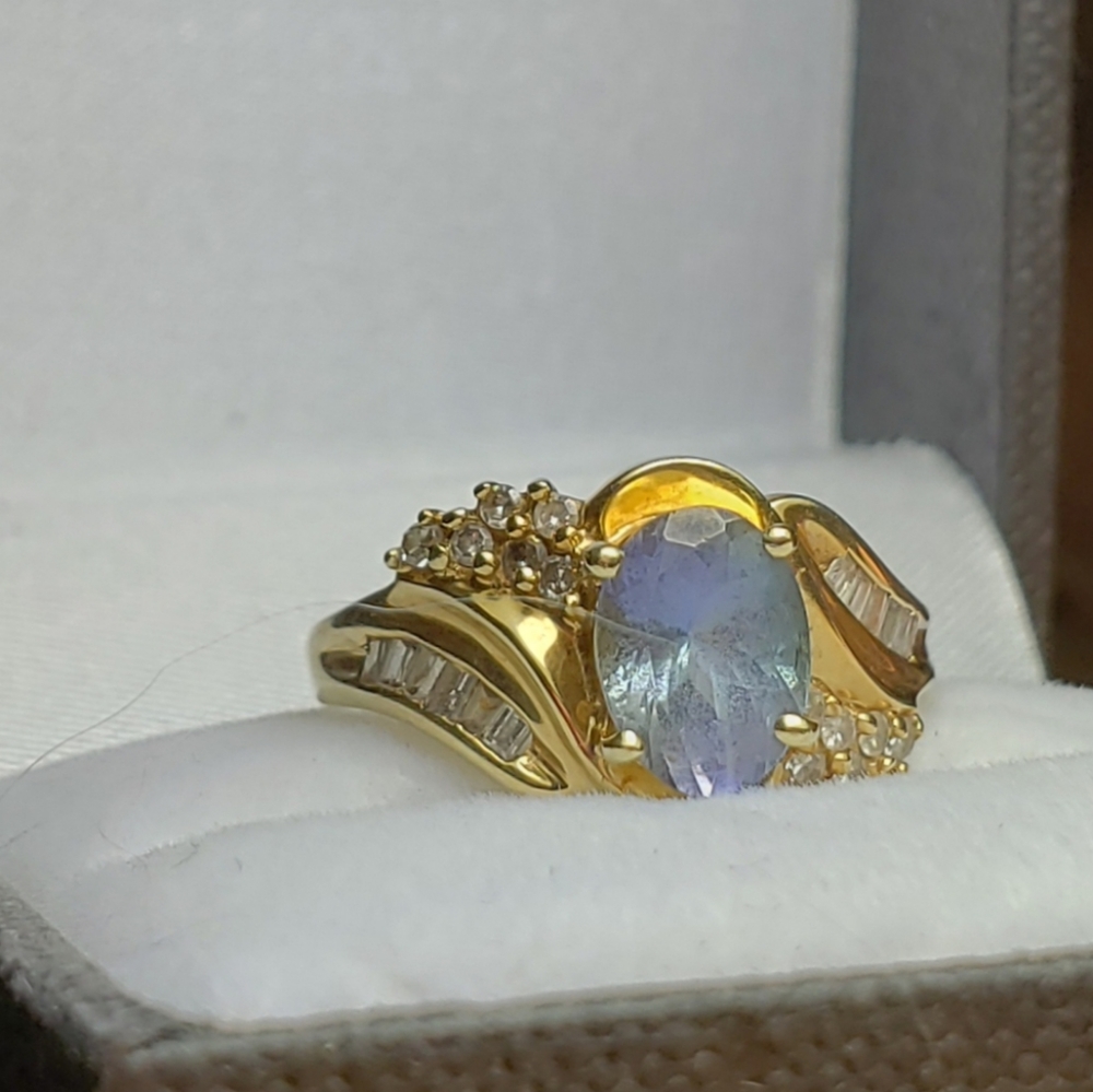 SIZE 7 10K SOLID YG 1CT TANZANITE N DIAMOND RING